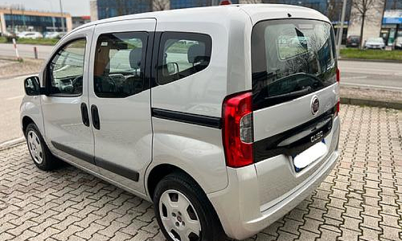 Fiat Qubo 1.3 Mjt 80...