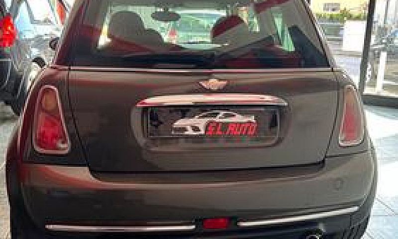 Mini Cooper Park Lan...