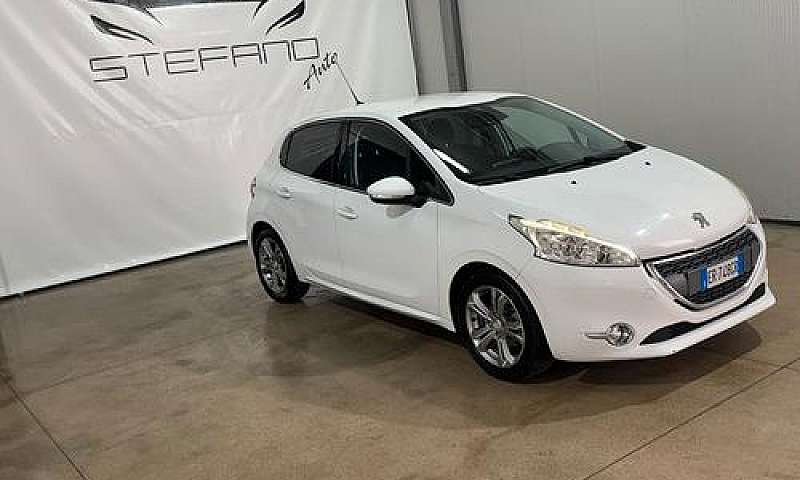 Peugeot 208 1.4 Hdi ...