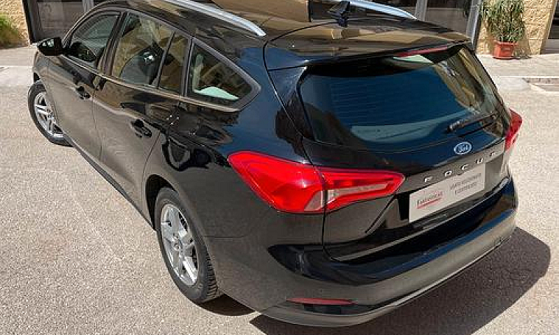 Ford Focus 1.5 Ecobl...
