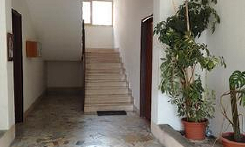 Appartamento In Zona...