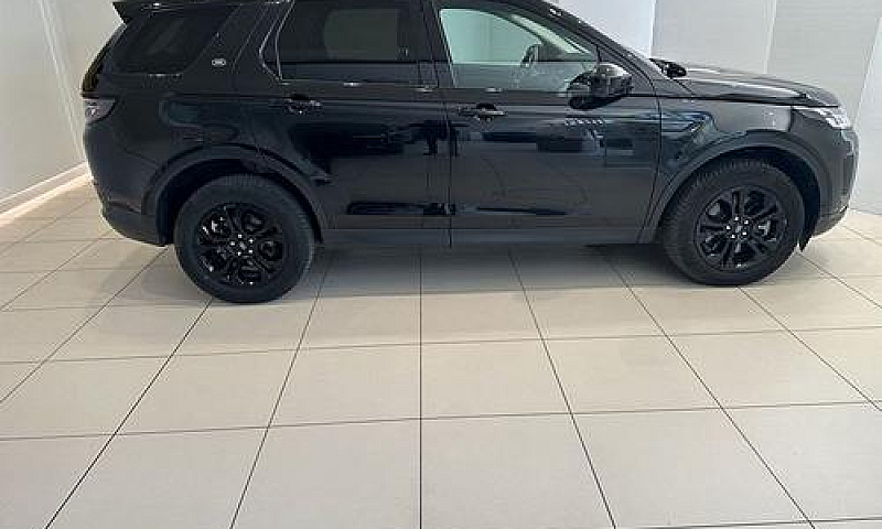Land Rover Discovery...