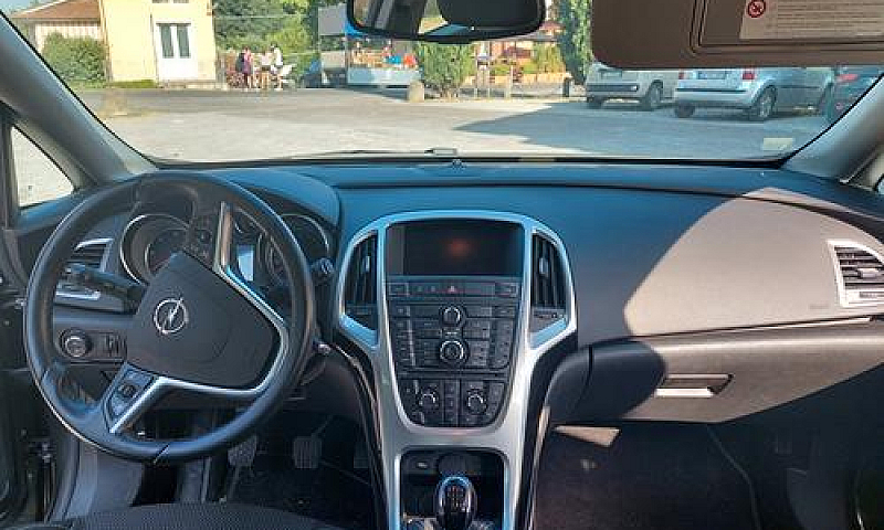 Opel Astra 2.0 Cdti ...