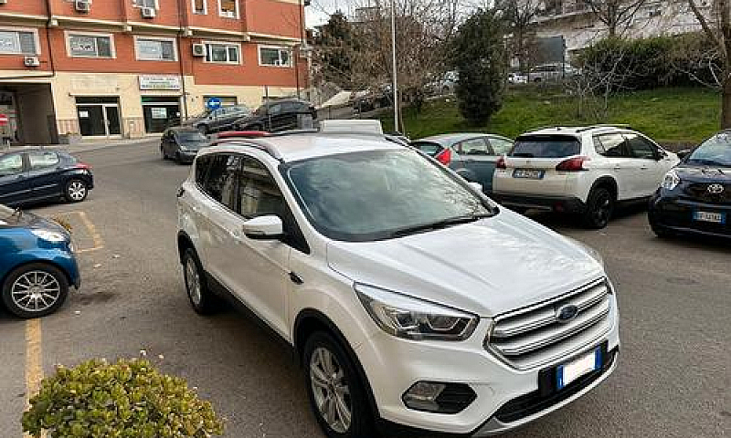 Ford Kuga 1.5 Tdci 1...