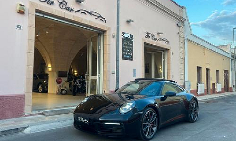 Porsche 911 Carrera ...