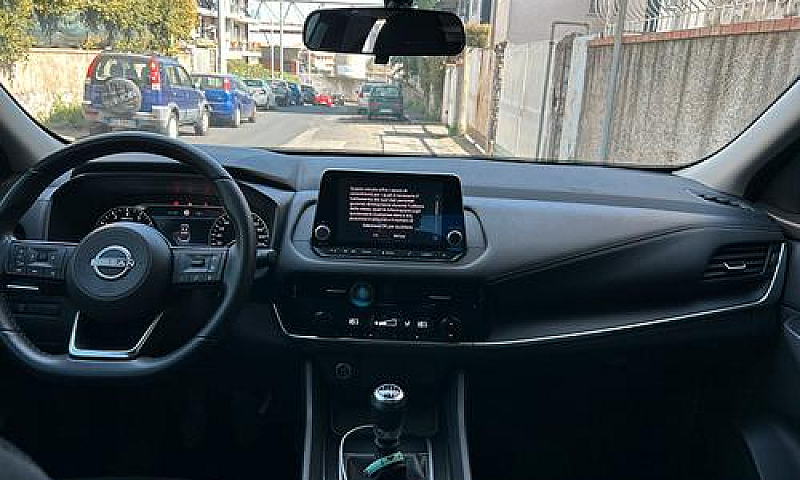 Nissan Qasqhai...