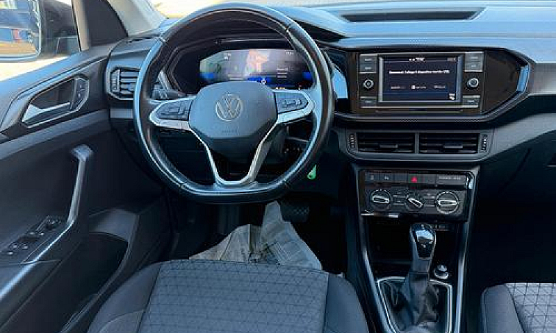 Volkswagen T-Cross 1...