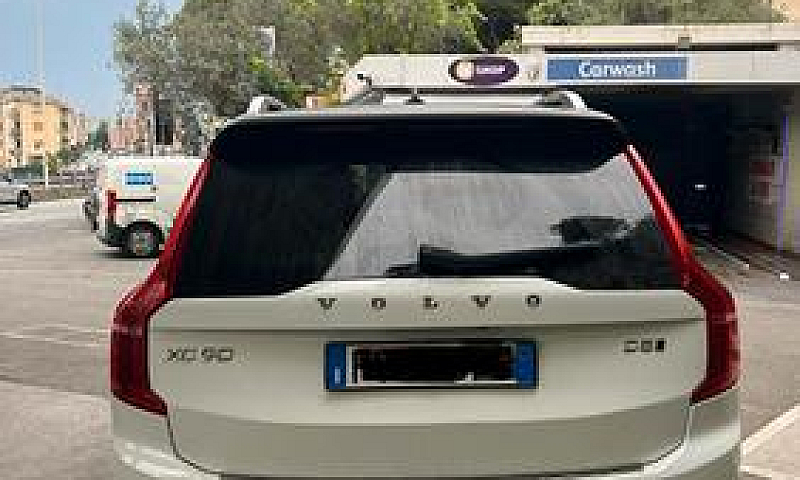 Volvo Xc90 (2014-->)...