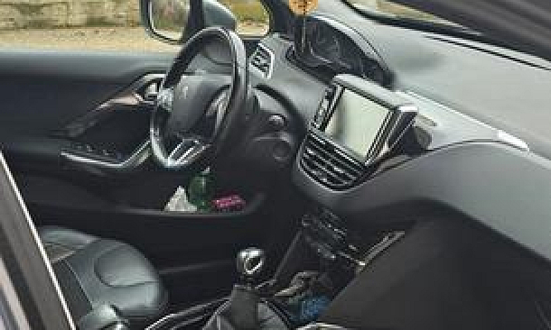 Peugeot 2008...