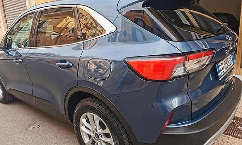 Ford Kuga 1.5 Ecoblu...