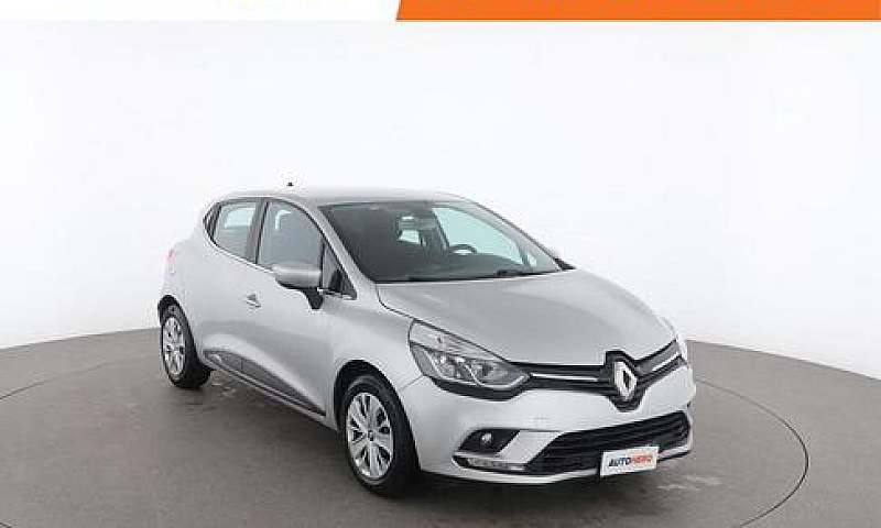 Renault Clio Nj30976...