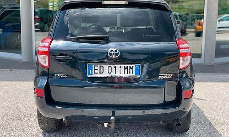 Toyota Rav4 4X4 2011...