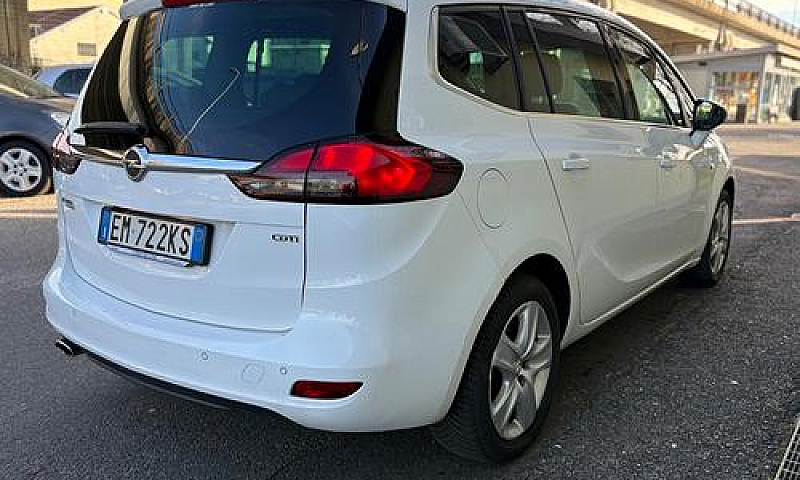Opel Zafira 2.0 Cdti...