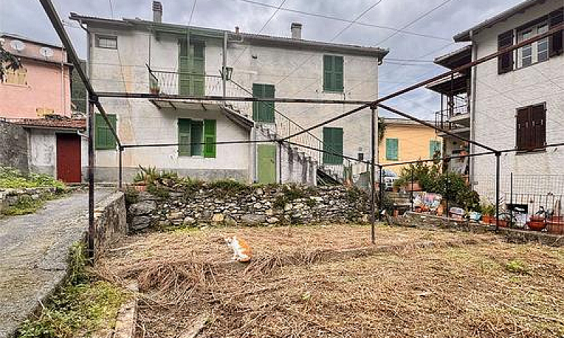 Bilocale Con Posto A...