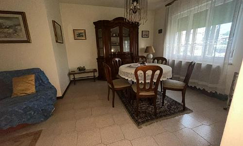 Piano Terra In Bifam...