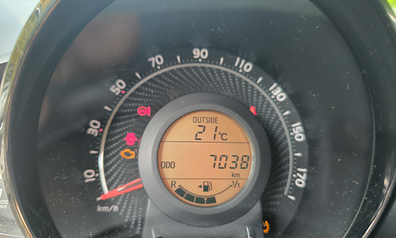 Toyota Aygo Praticam...