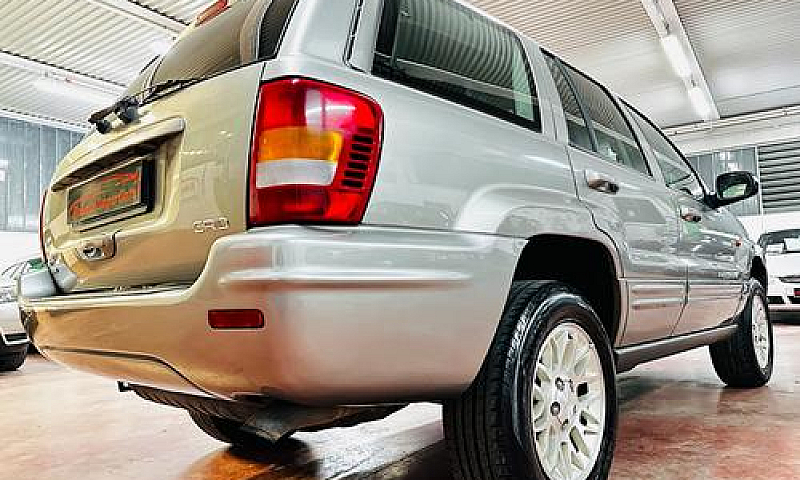 Jeep Grand Cherokee ...