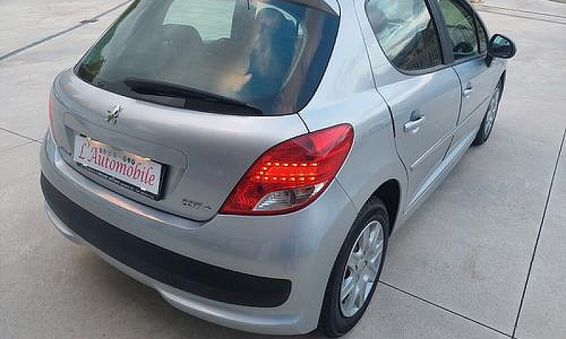 Peugeot 207 Plus 1.4...