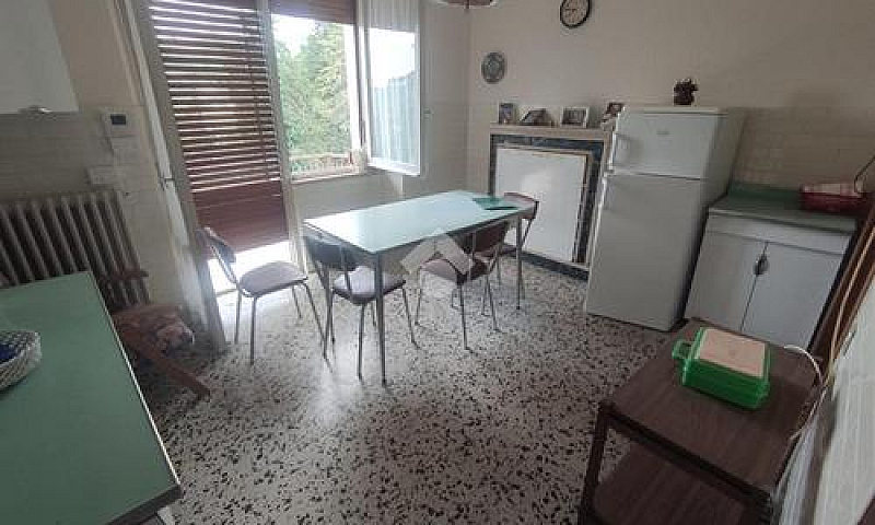 6 Locali A Valfabbri...