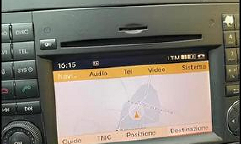 Mercedes A200D Speci...
