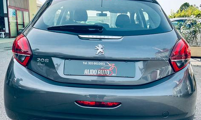 Peugeot 208 Puretech...