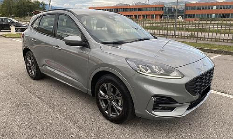 Ford Kuga St-Line 2....