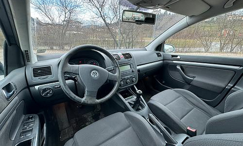 Golf 5...