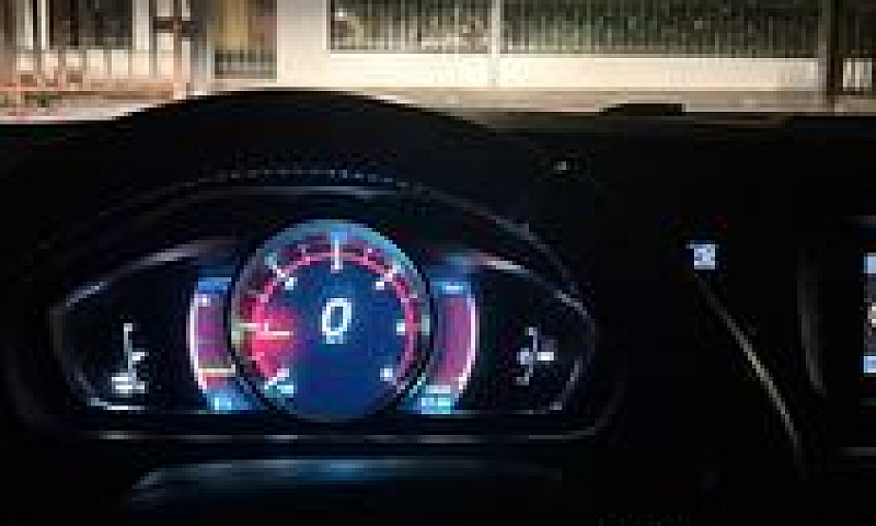Volvo V40 1.6...