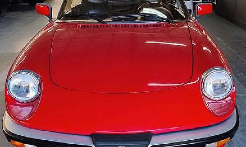 Alfa Romeo Spider Du...