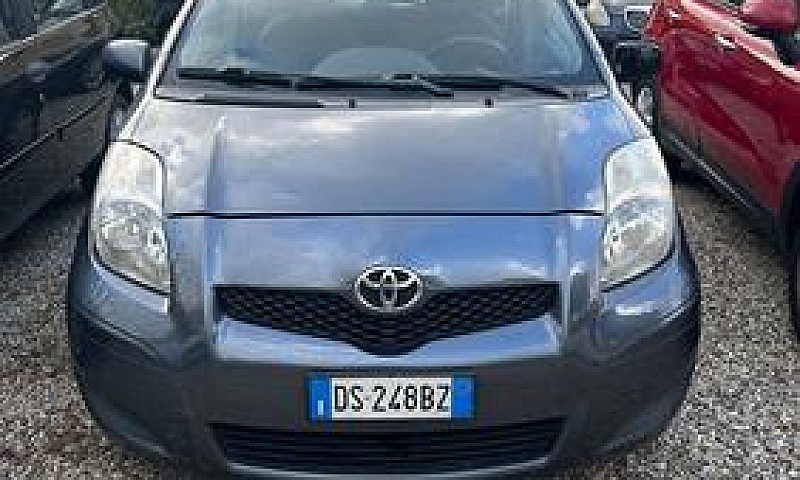 Toyota Yaris 1.3 5 P...