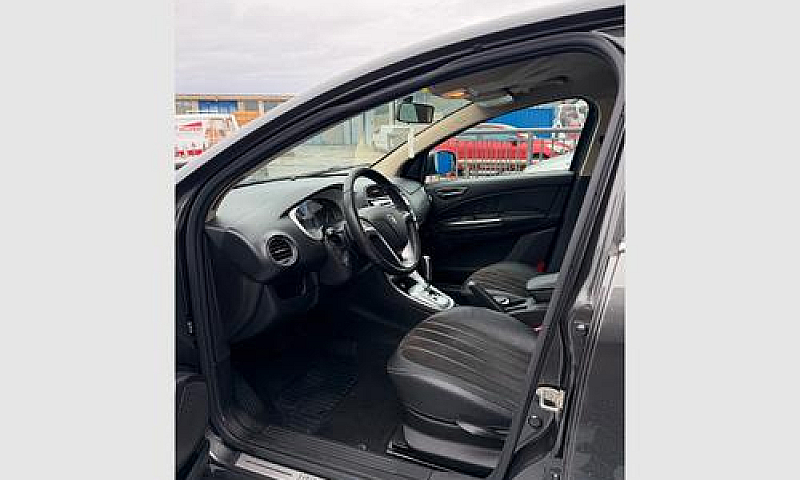 Lancia Delta 1.6 Mjt...