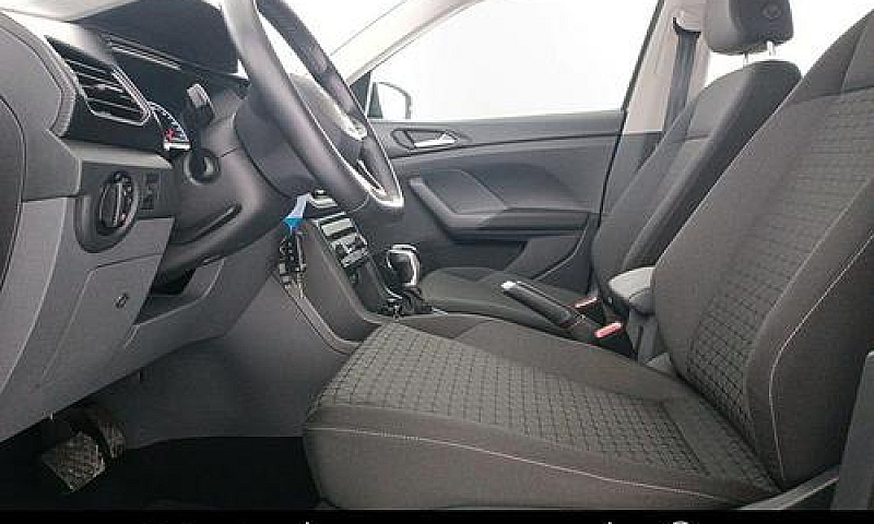 Volkswagen T-Cross 1...