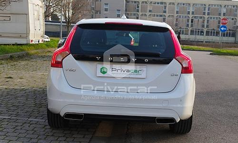 Volvo V60 D4 Geartro...