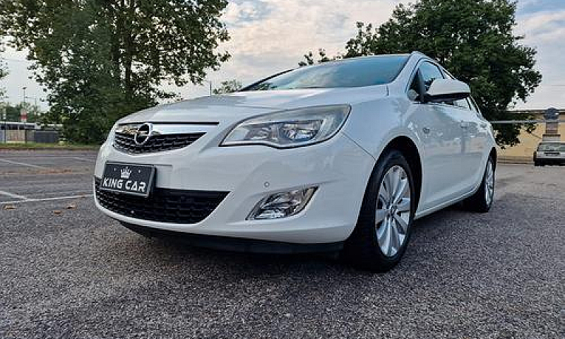 Opel Astra 1.4 Turbo...