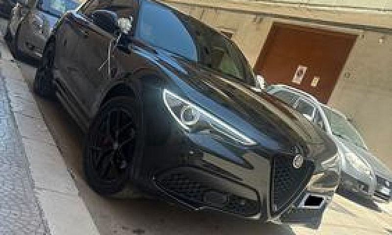 Alfa Romeo Stelvio B...