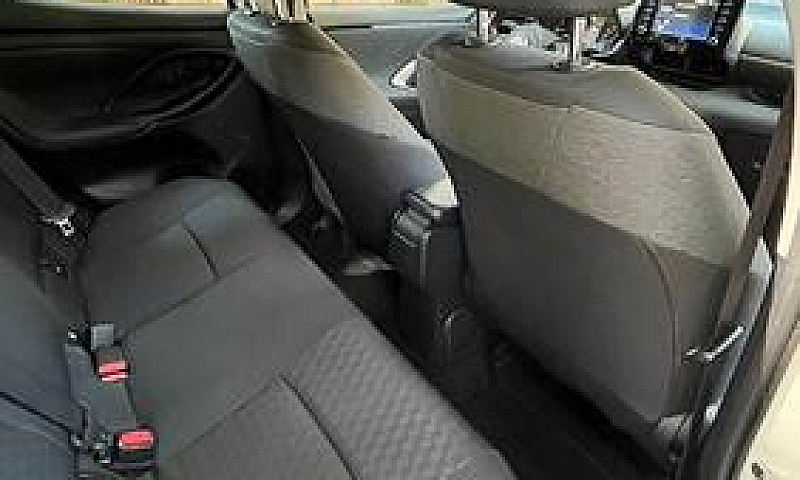 Toyota Yaris 1.5 Hyb...