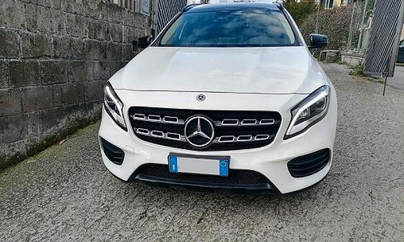 Mercedes-Benz Gla 20...