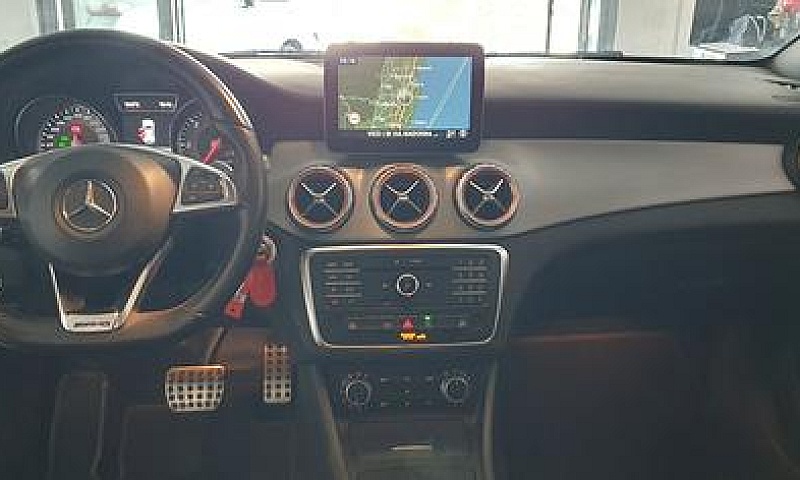 Mercedes-Benz Gla 22...