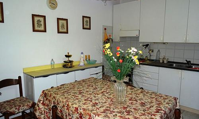 Cecina Mare, Villett...