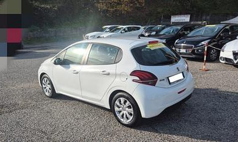 Peugeot 208 Puretech...