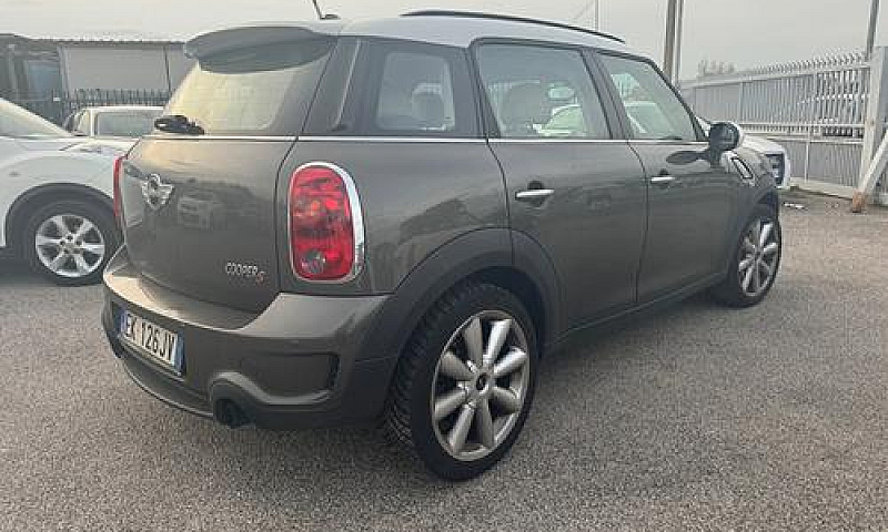 Mini Cooper Countrym...