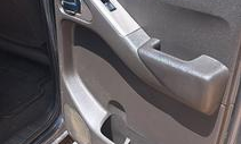 Nissan Navara 2ª Ser...