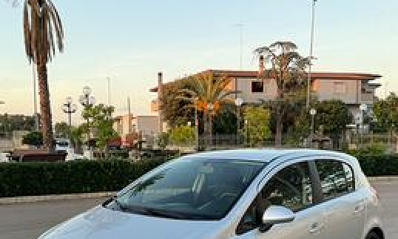 Opel Corsa 1.2 Benzi...