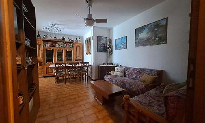 Appartamento A Moden...