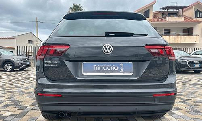 Volkswagen Tiguan 1....