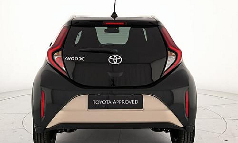 Toyota Aygo X 1.0 Tr...