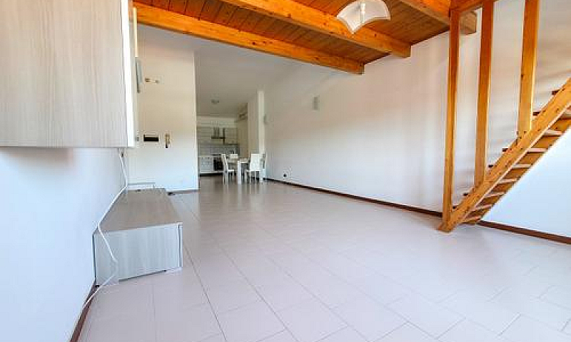 Appartamento Zona Ce...