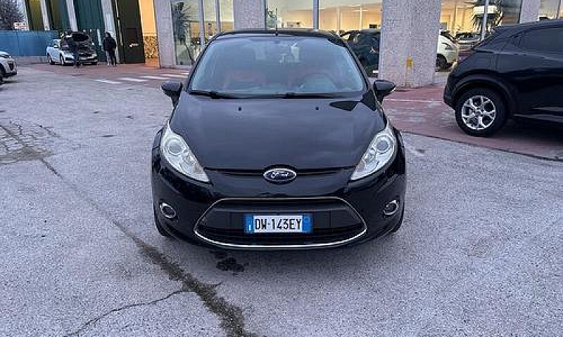 Ford Fiesta 1.2 82 C...