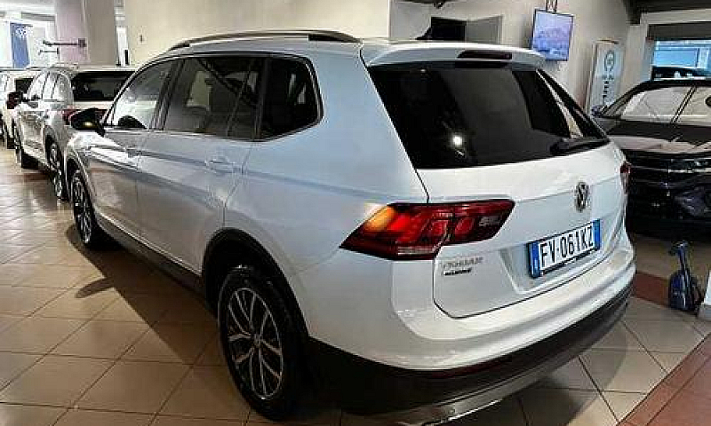 Volkswagen Tiguan Al...