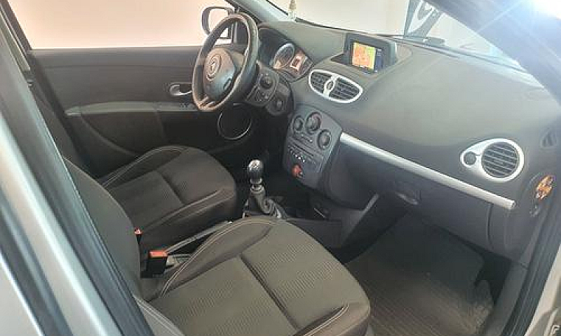 Renault Clio 1.5 Dci...